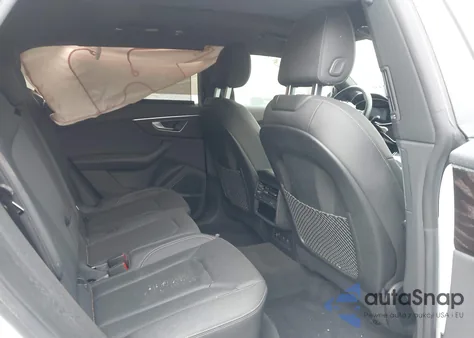 2021 Audi Q8 Prestige 55 Tfsi Quattro Tiptronic z USA, uszkodzony, nr VIN WA1FVAF14MD035442